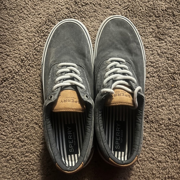 Men’s Sperry Shoes - Picture 1 of 2